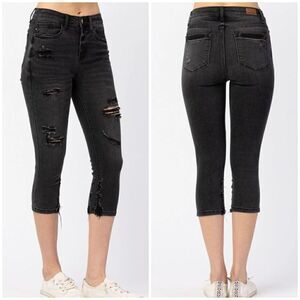 Judy Blue High Waist Black Distressed Denim Skinny Capri Jeans Size 11/30